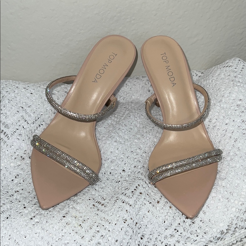 NWT TOP Moda Nude Rhinestone Heels - Picture 5 of 8